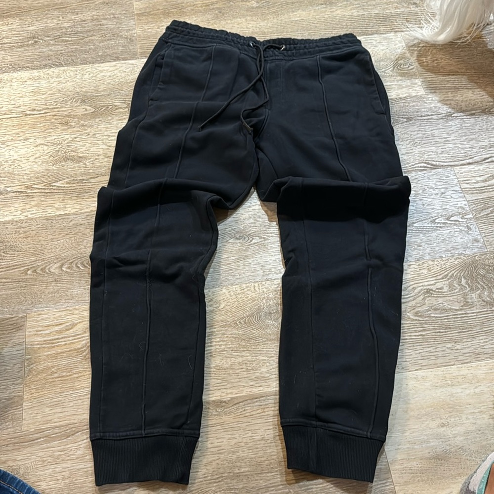 Men’s joggers